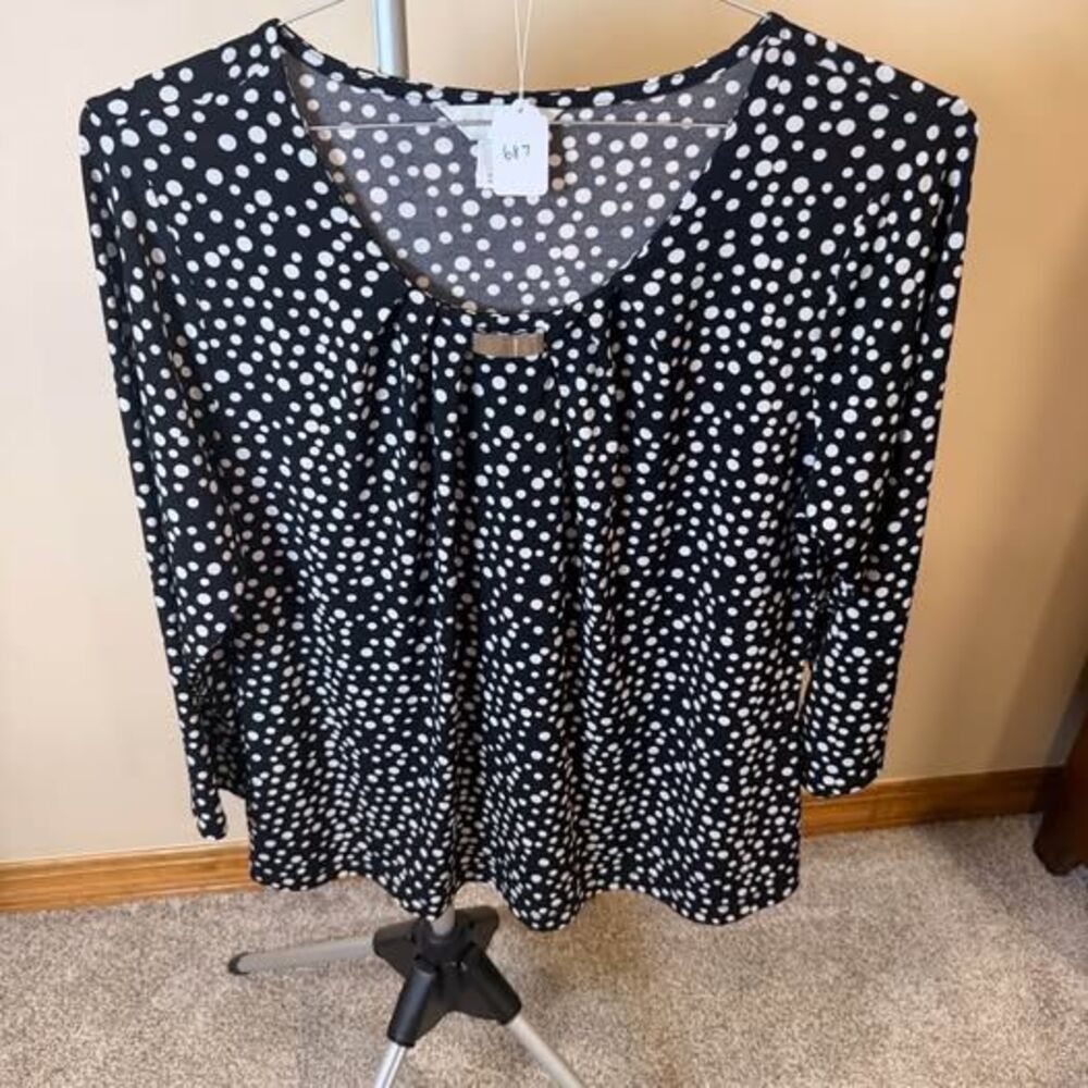 Christopher & Banks Polka Dot Top Size M